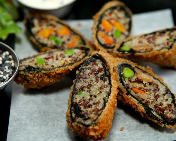 CRISPY SEAWEED QUINOA ROLLS